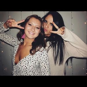 Meet your Posher, Courtney